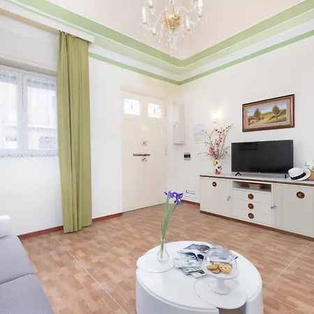 Holiday home Villino Clara *
